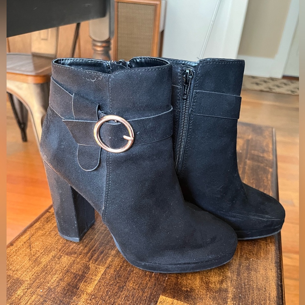 Lauren Conrad Ankle Boots, Size 6